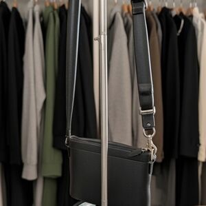 Vintaged black COACH Crossbody Bag Size SMALL